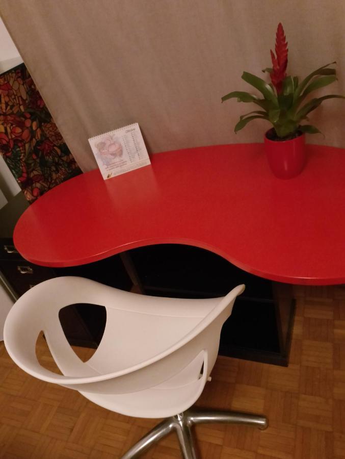 Big Room In Private Appartament, Close To The Station And Center Of City Bérgamo Exterior foto